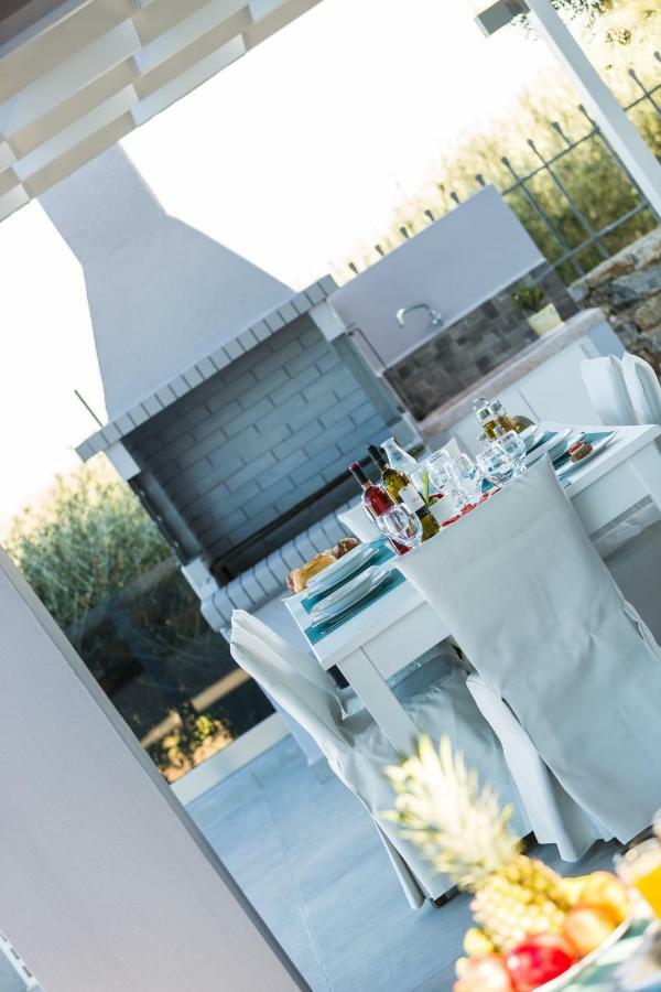 Evangelos Villas, Lavish Touch, By Thinkvilla Angeliana  Exteriör bild
